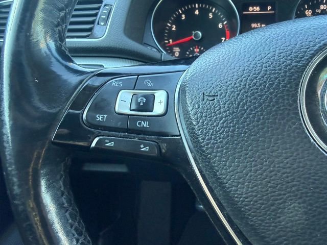 Used 2018 Volkswagen Passat 2.0T R-Line w/ R-Line Lighting Package image 21