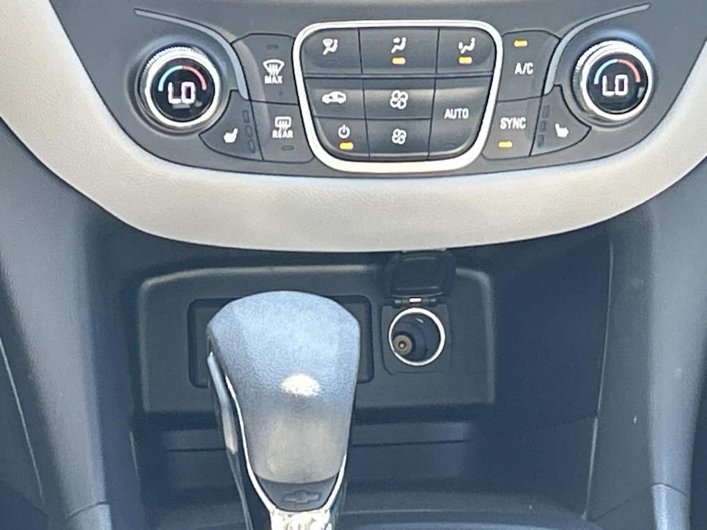 Used 2022 Chevrolet Equinox LT FWD image 29