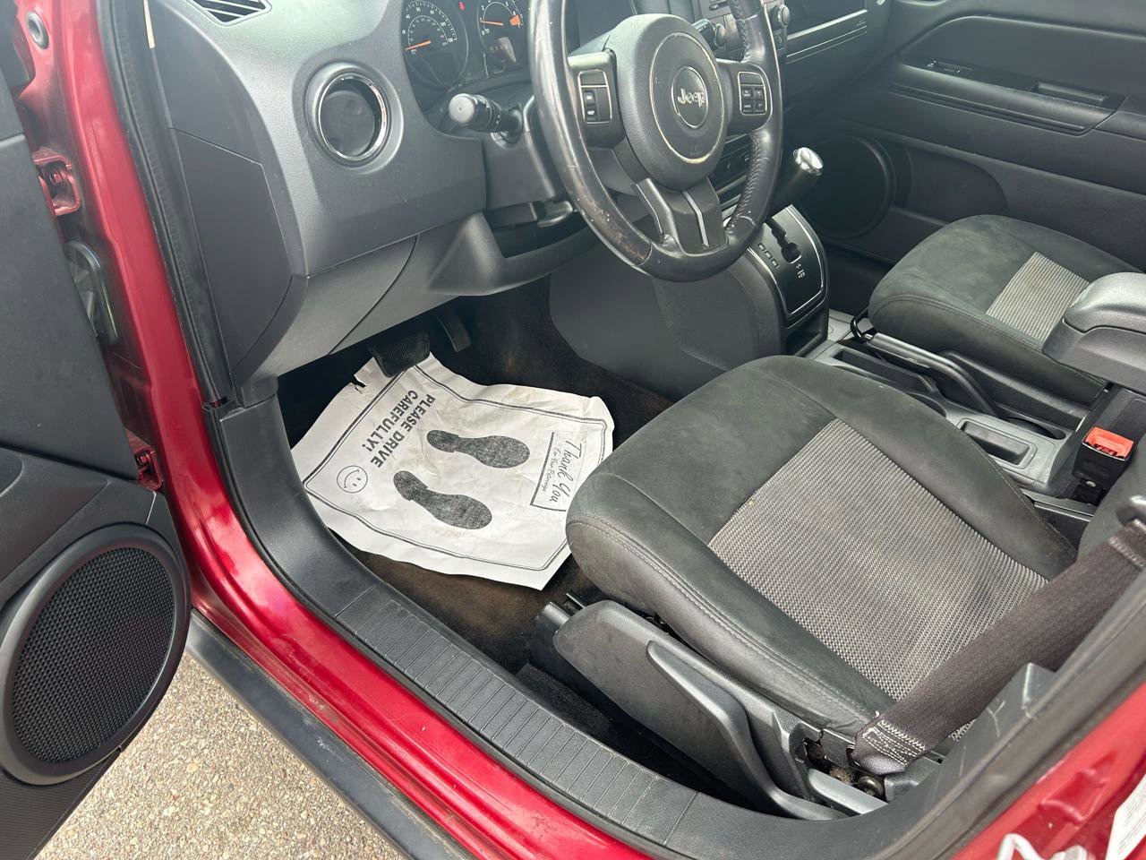 Used 2014 Jeep Patriot Latitude image 10