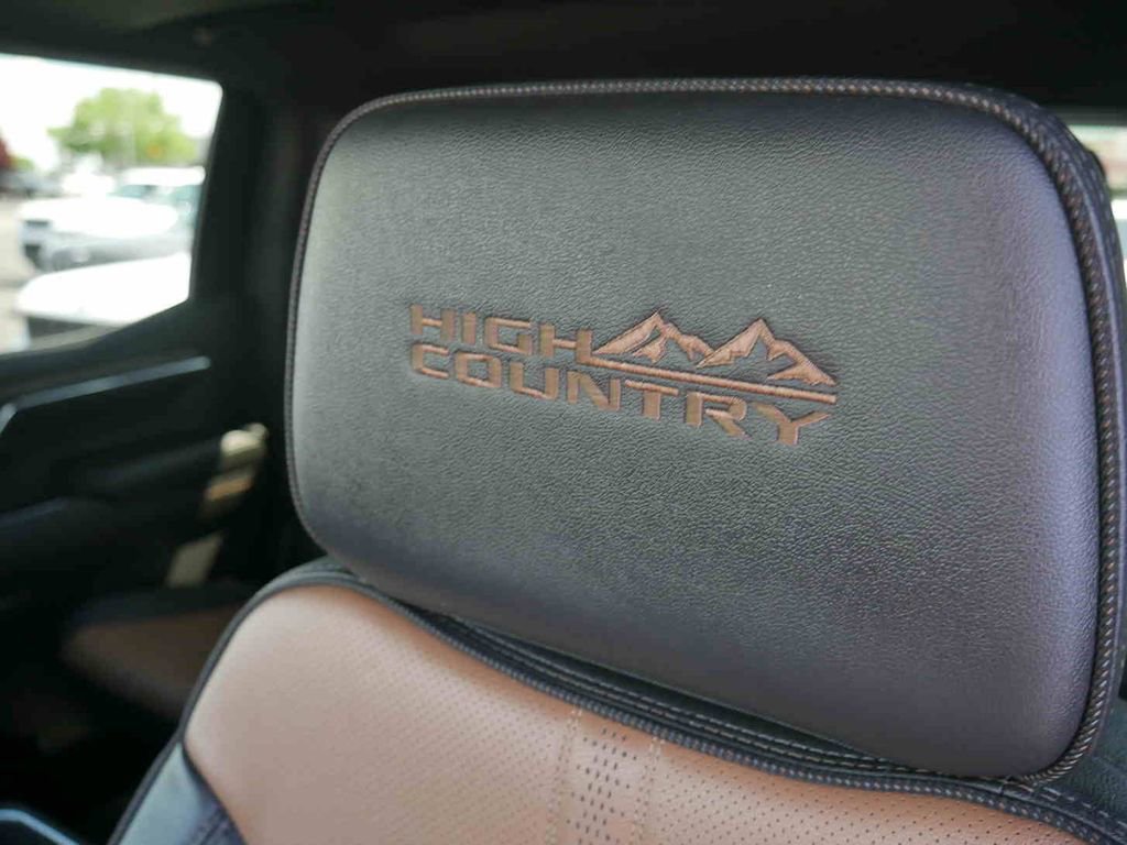 Used 2024 Chevrolet Silverado 1500 High Country w/ High Country Premium Package image 33