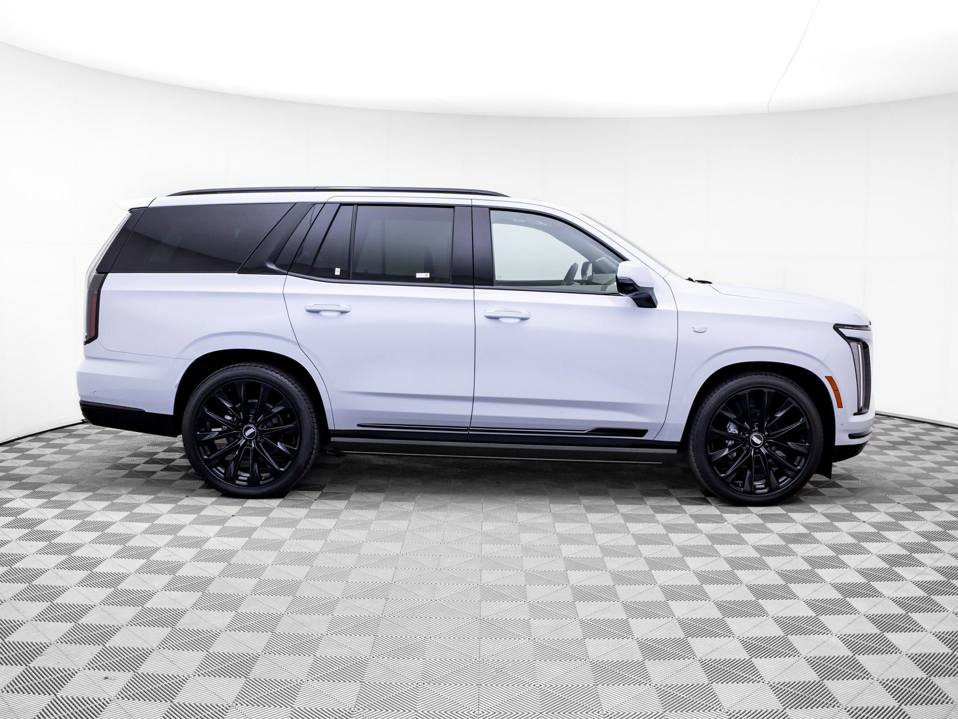 New 2026 Cadillac Escalade Platinum Sport w/ LPO, ONYX Package image 7