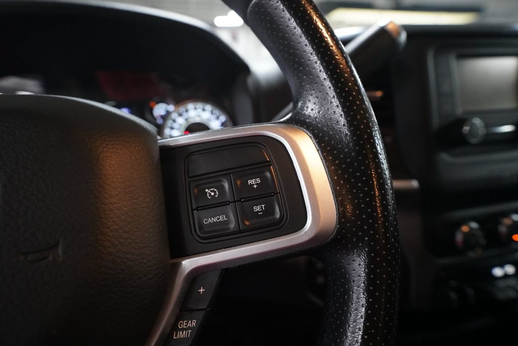 Used 2020 RAM 3500 Big Horn AWD/4WD image 18