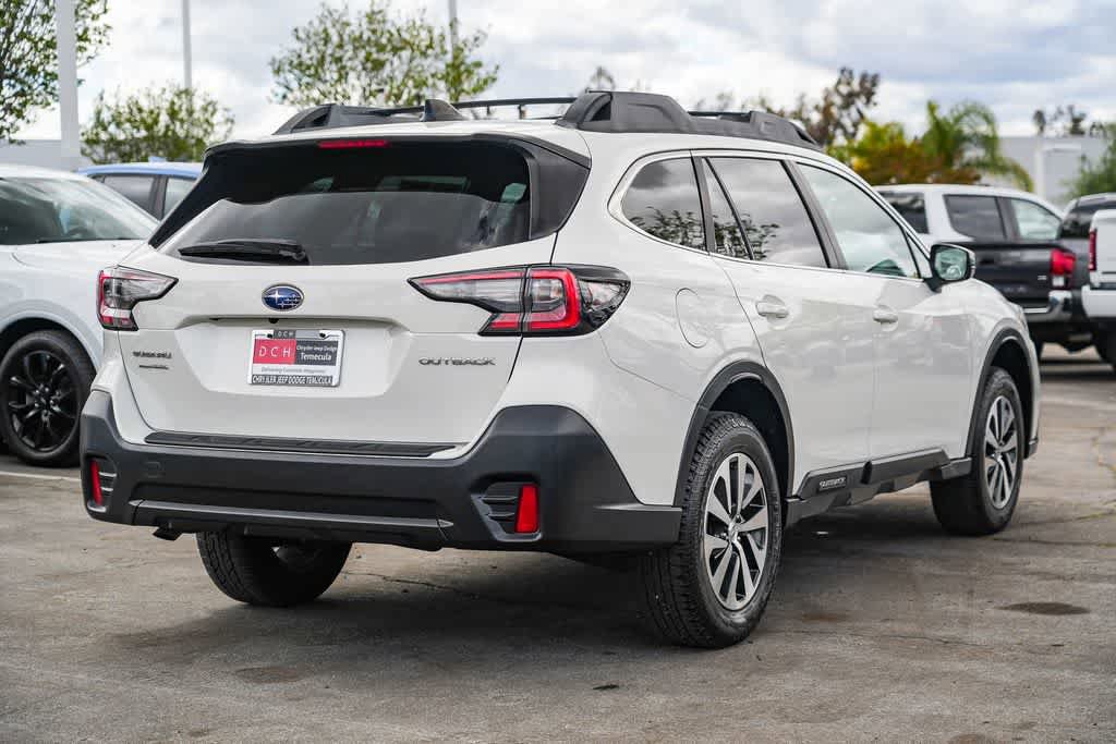 Used 2021 Subaru Outback Premium AWD/4WD image 6