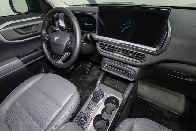 Used 2025 Ford Bronco Sport Badlands image 16