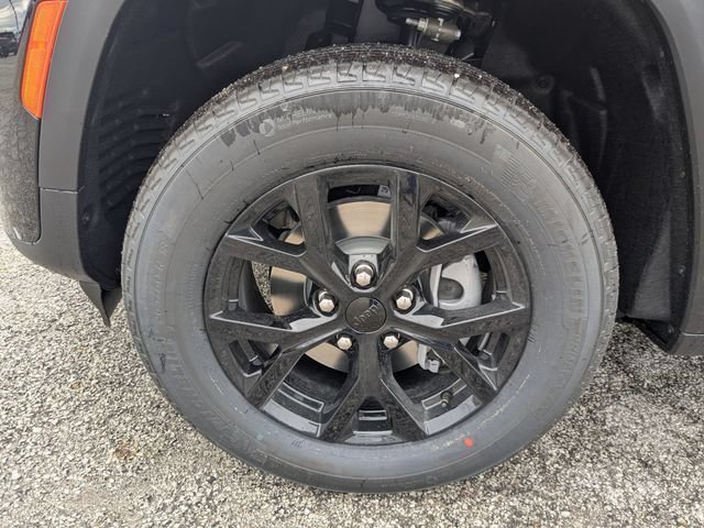 New 2026 Jeep Grand Cherokee Altitude AWD/4WD image 13