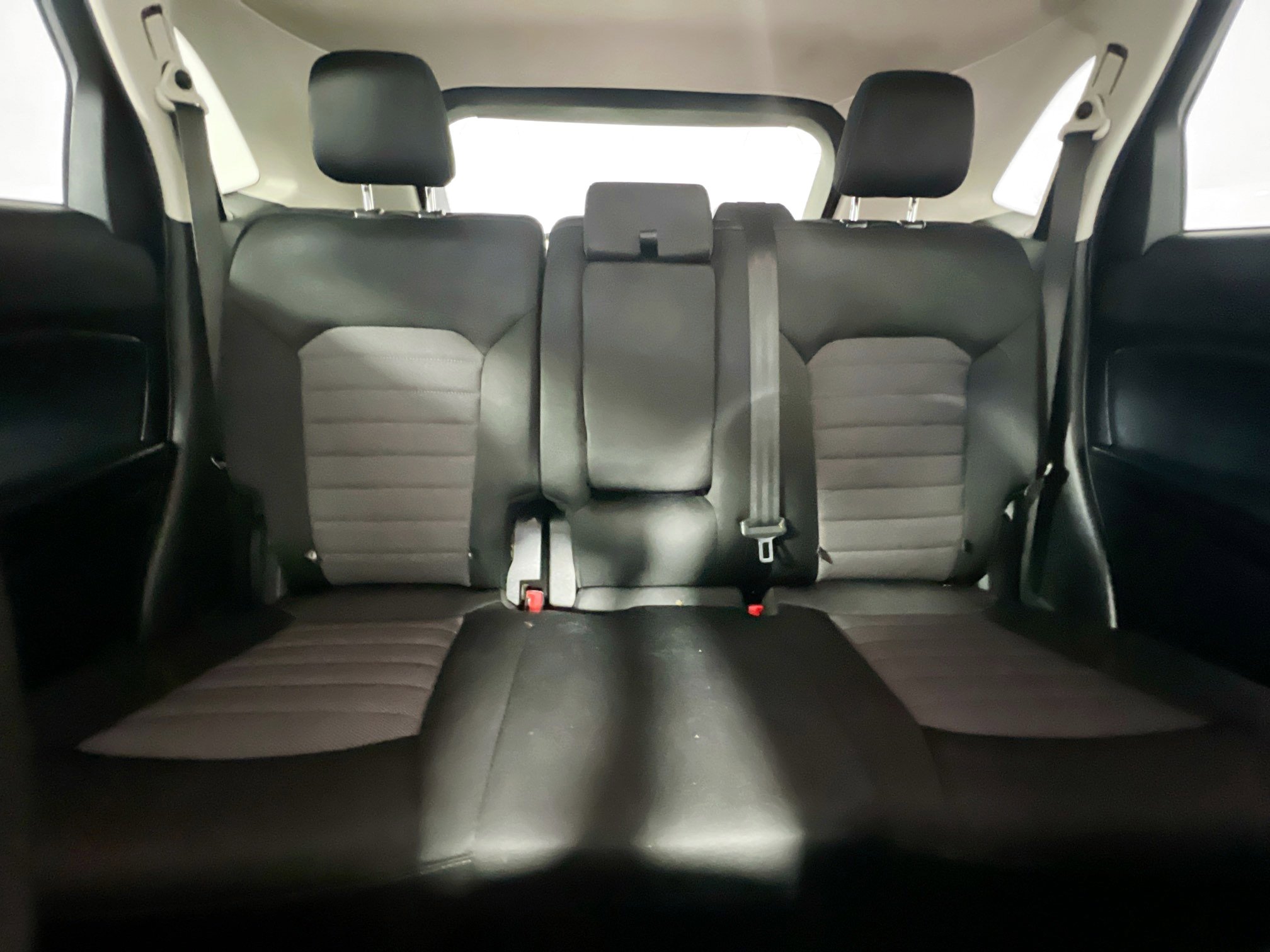 Used 2022 Ford Edge SE image 33