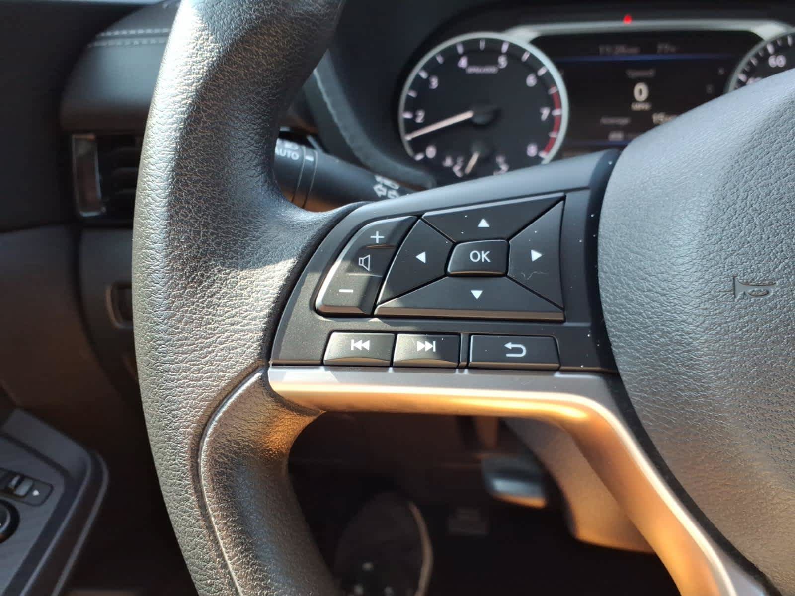 Certified 2023 Nissan Sentra SV FWD image 22