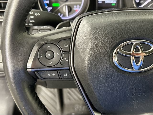 Used 2023 Toyota Camry SE w/ Cold Weather Package FWD image 19
