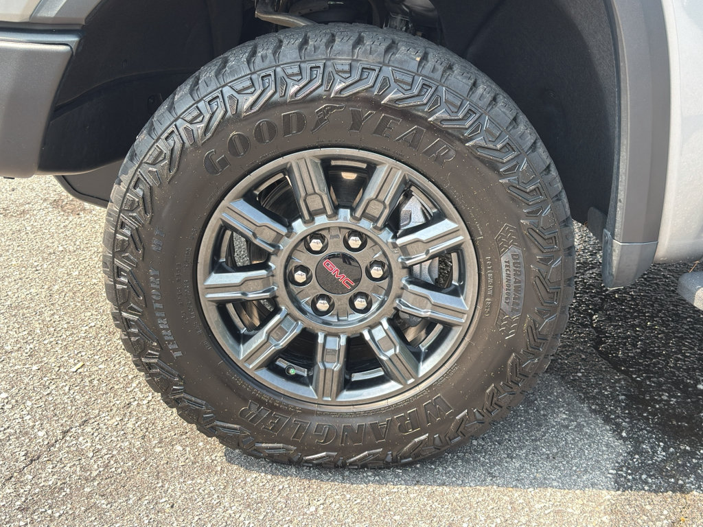 Used 2026 GMC Sierra 1500 AT4X AWD/4WD image 36