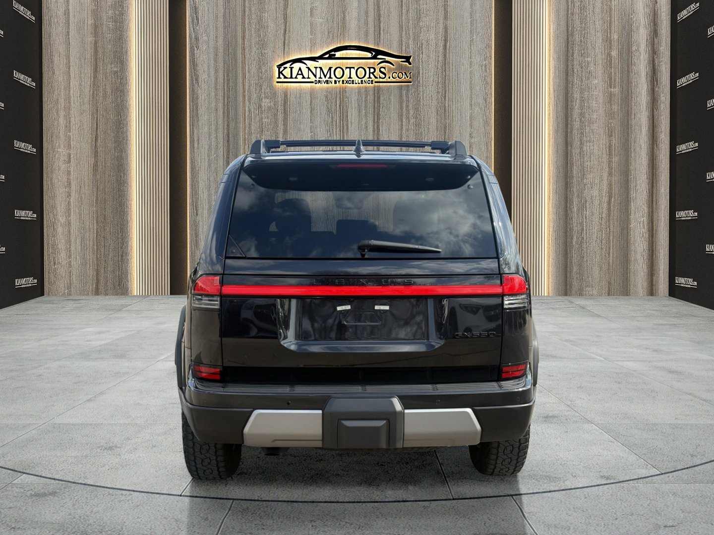 Used 2024 Lexus GX 550 image 6