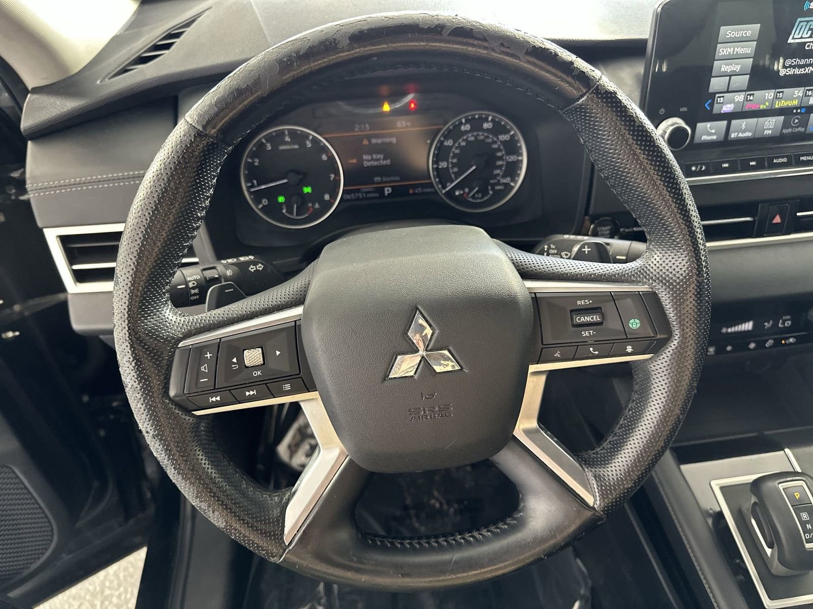 Used 2022 Mitsubishi Outlander SE image 14