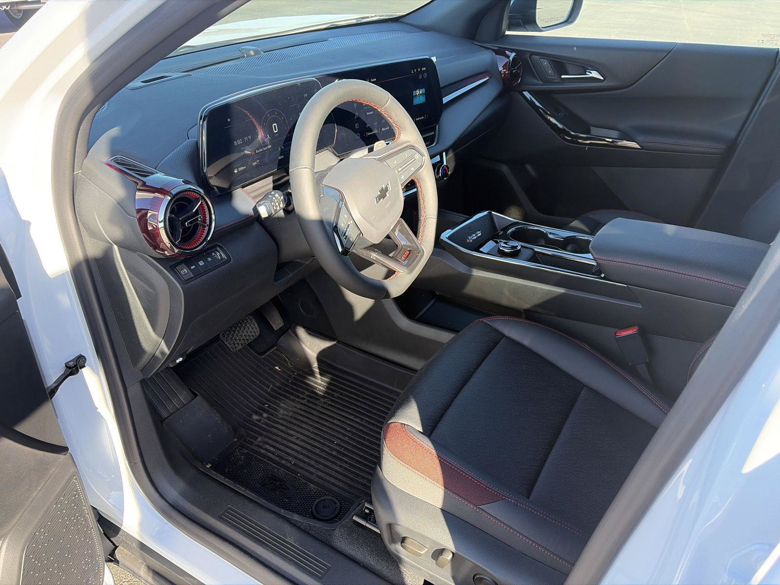 New 2027 Chevrolet Equinox RS w/ Safety and Technology Package AWD/4WD image 16
