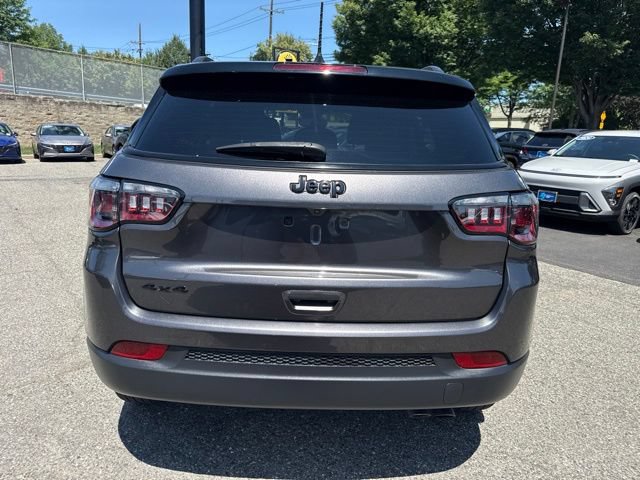 Used 2022 Jeep Compass Latitude AWD/4WD image 13