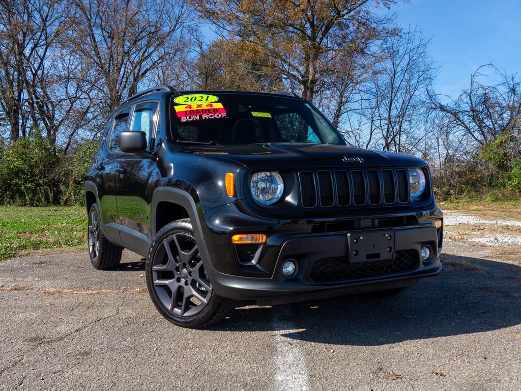 Used 2021 Jeep Renegade Latitude w/ Sun & Sound Group image 1
