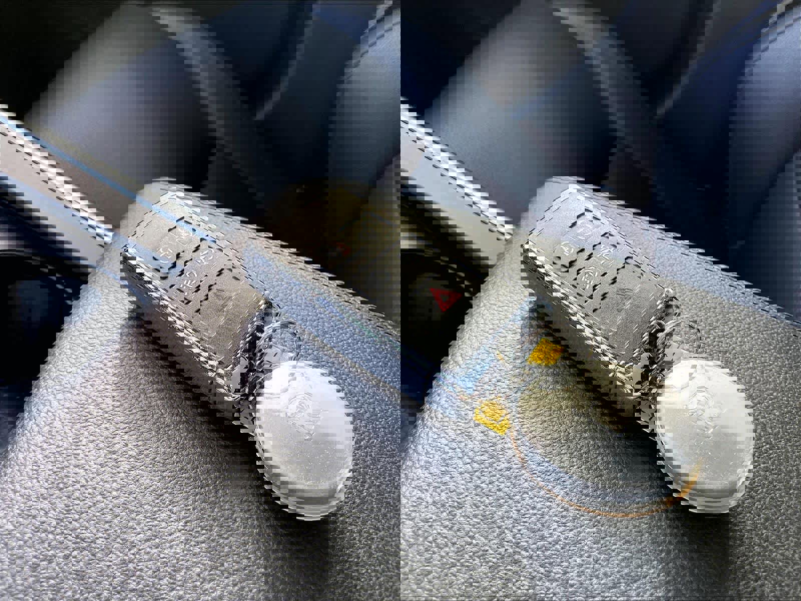 Used 2022 Jaguar XF SE image 11