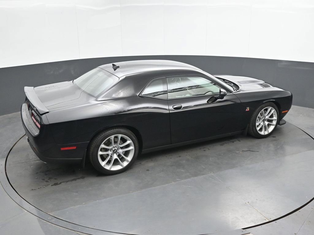 Used 2022 Dodge Challenger R/T Scat Pack RWD image 35