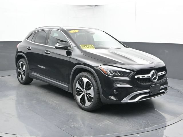 Used 2025 Mercedes-Benz GLA 250 4MATIC image 6