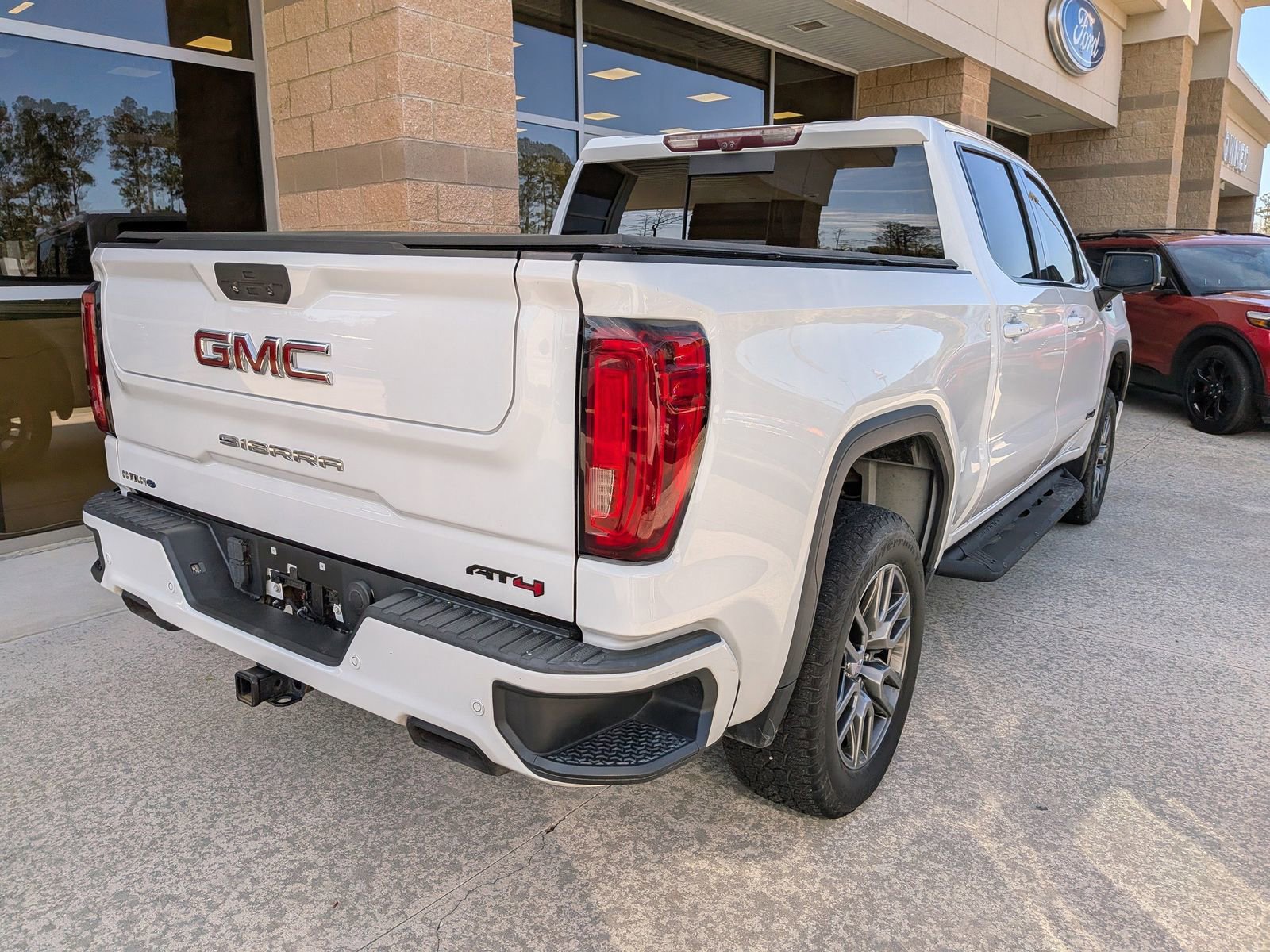 Used 2020 GMC Sierra 1500 AT4 w/ AT4 Premium Package image 2
