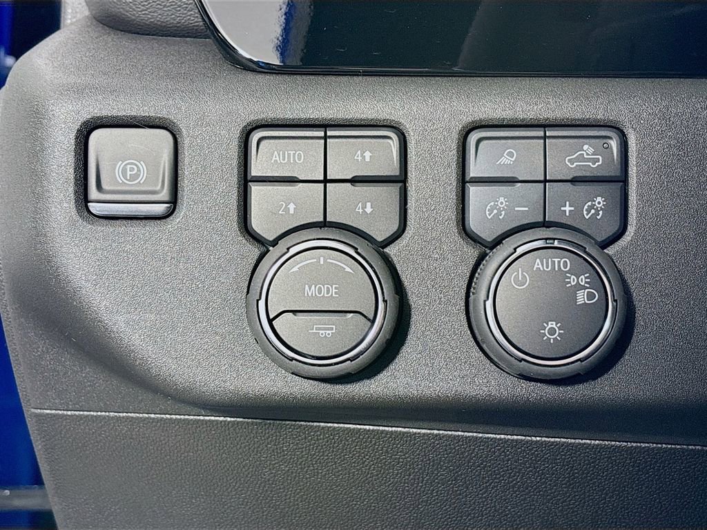 Used 2025 Chevrolet Silverado 1500 LT w/ All Star Edition Plus image 12