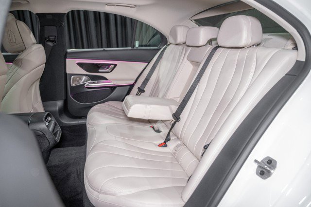 New 2026 Mercedes-Benz E 350 Sedan image 12