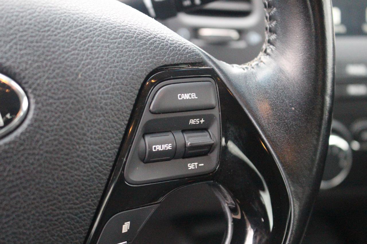 Used 2017 Kia Forte S w/ S Technology Package image 19