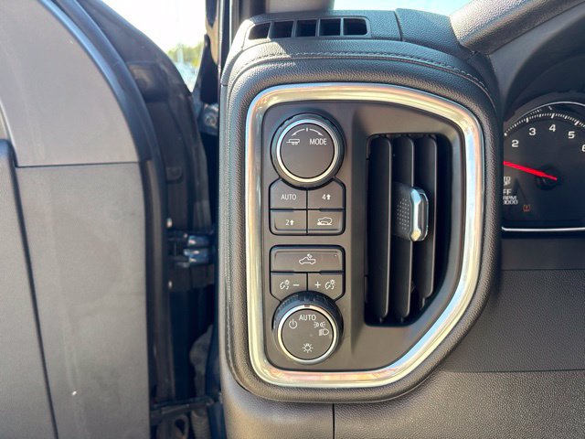 Used 2022 Chevrolet Silverado 1500 LT AWD/4WD image 26