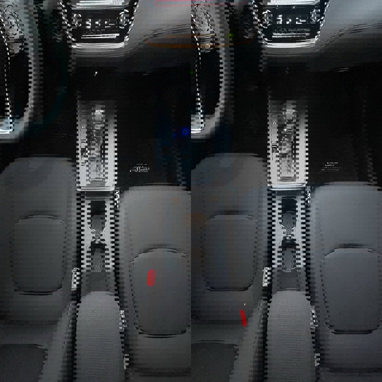 Used 2026 Toyota Corolla Cross LE image 19