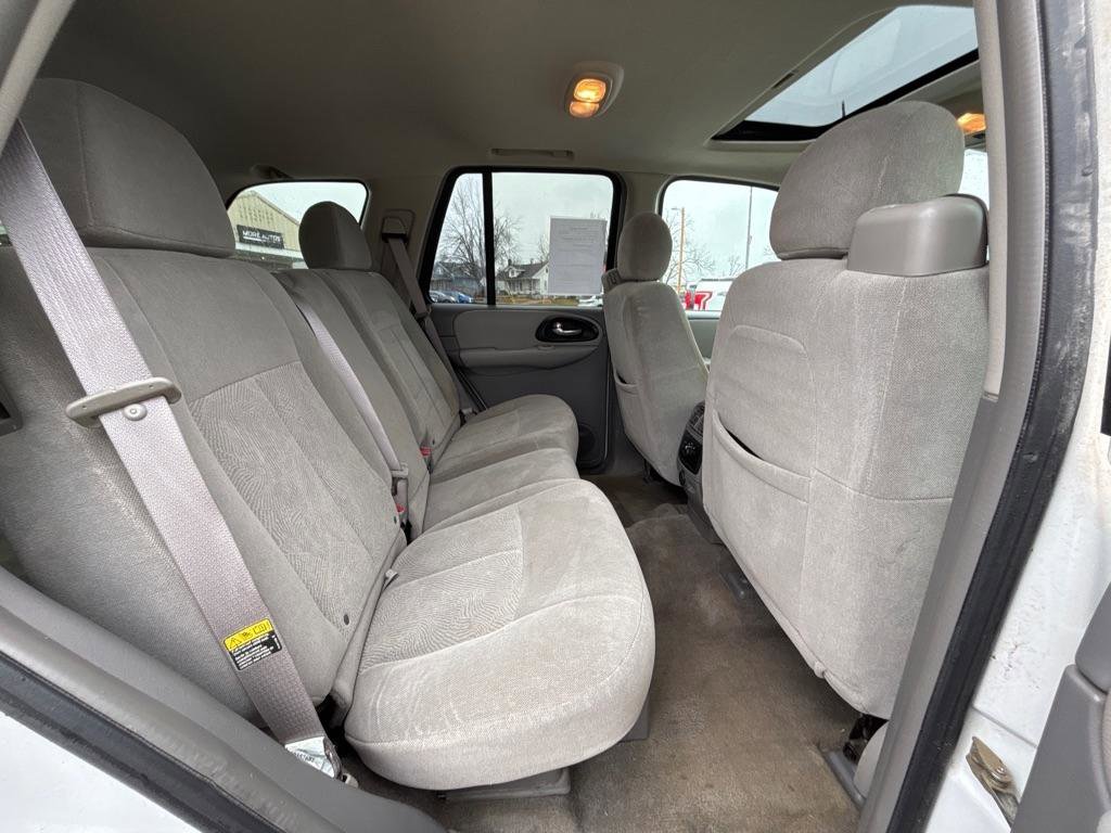 Used 2005 Chevrolet TrailBlazer LS AWD/4WD image 10