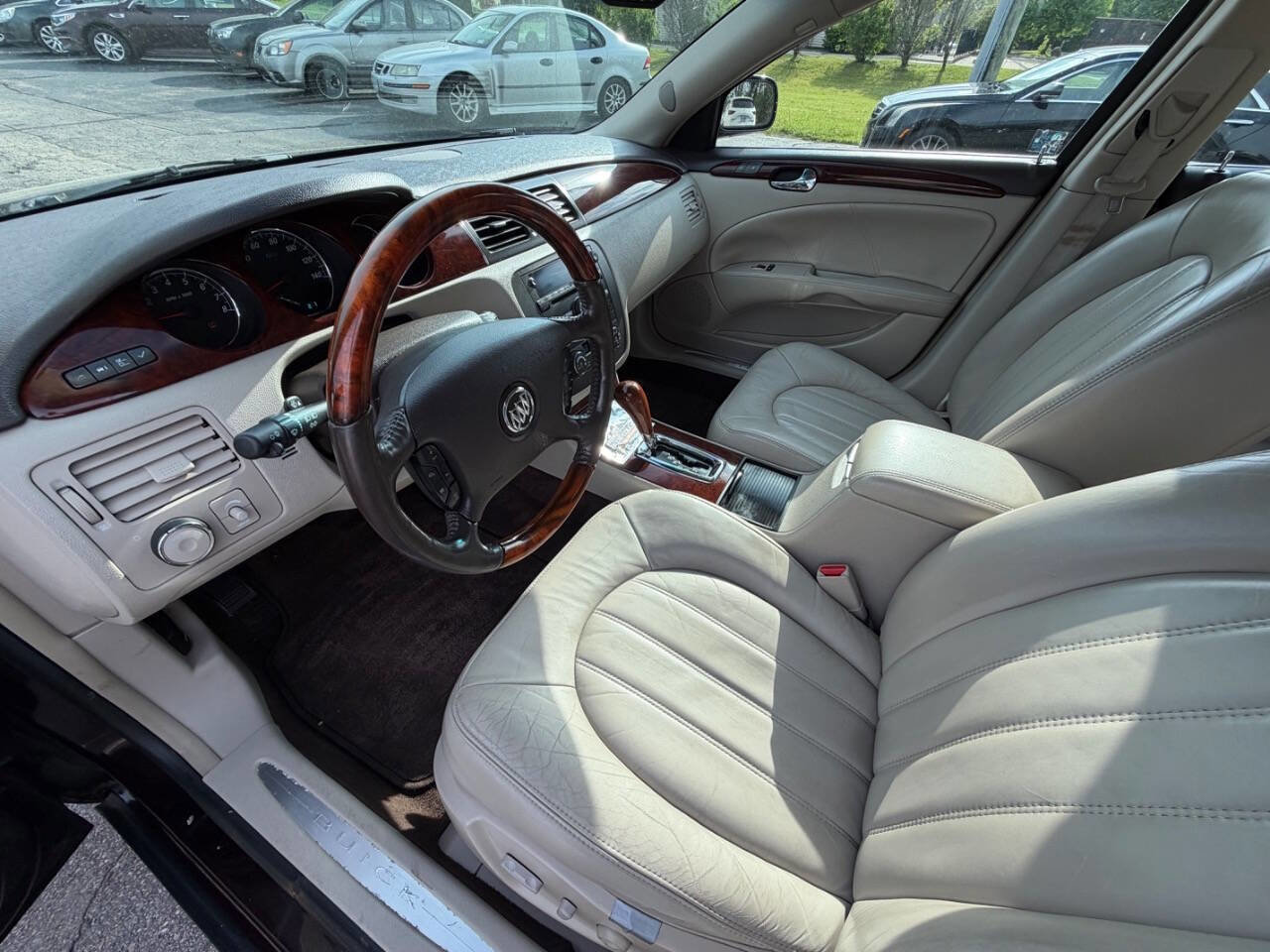 Used 2008 Buick Lucerne CXL w/ Driver Confidence Package FWD image 9