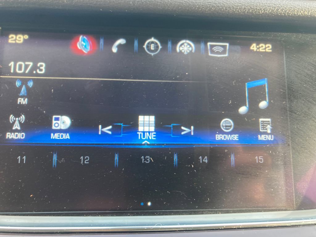 Used 2017 Cadillac XT5 Luxury image 23