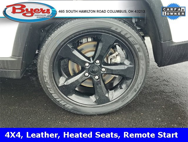 Used 2023 Jeep Grand Cherokee L Laredo image 34