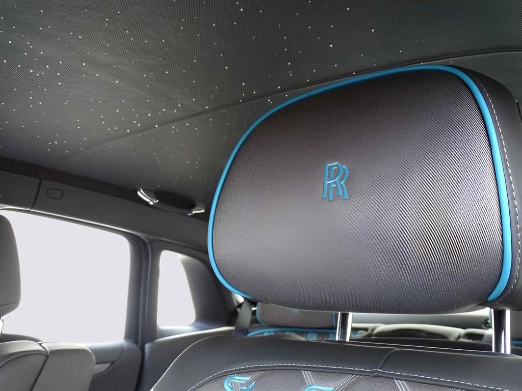 New 2025 Rolls-Royce Ghost image 19