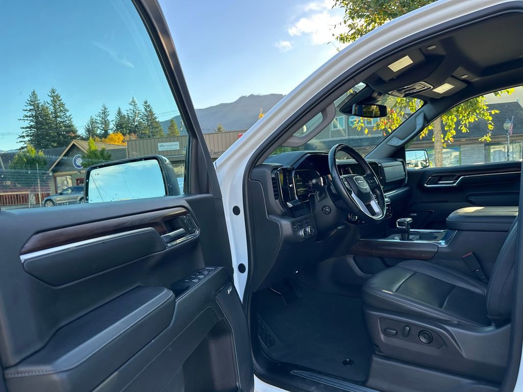 Used 2024 GMC Sierra 1500 SLT w/ SLT Premium Plus Package image 22