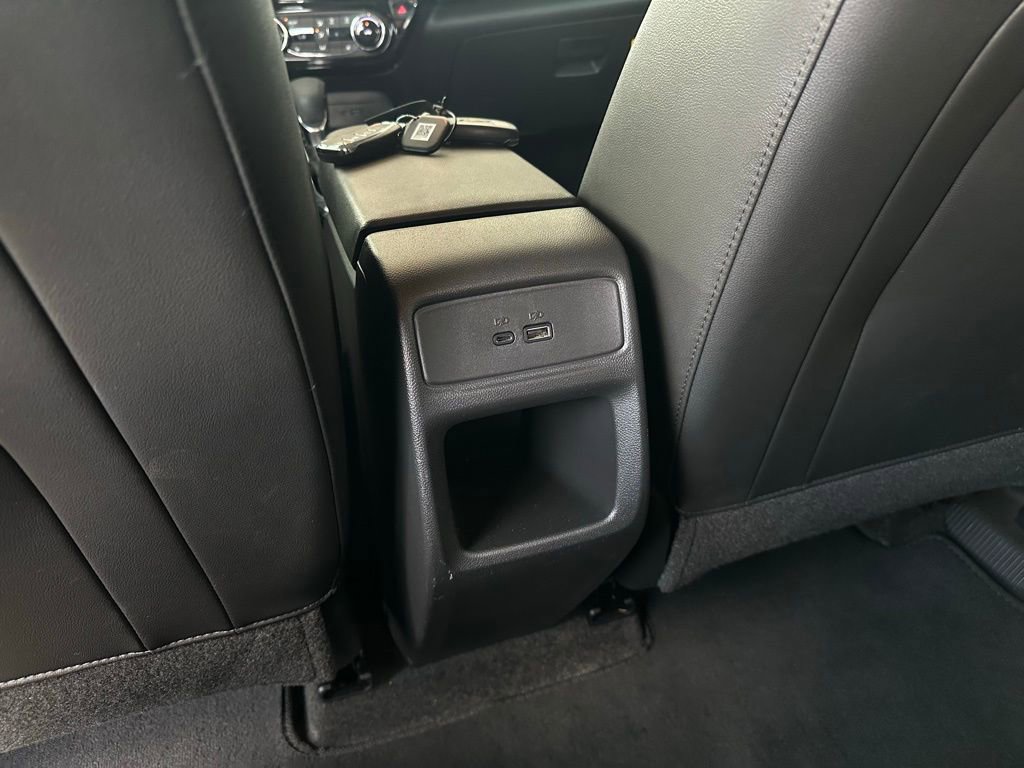 Used 2025 Chevrolet Trax LT w/ Driver Confidence Package image 22