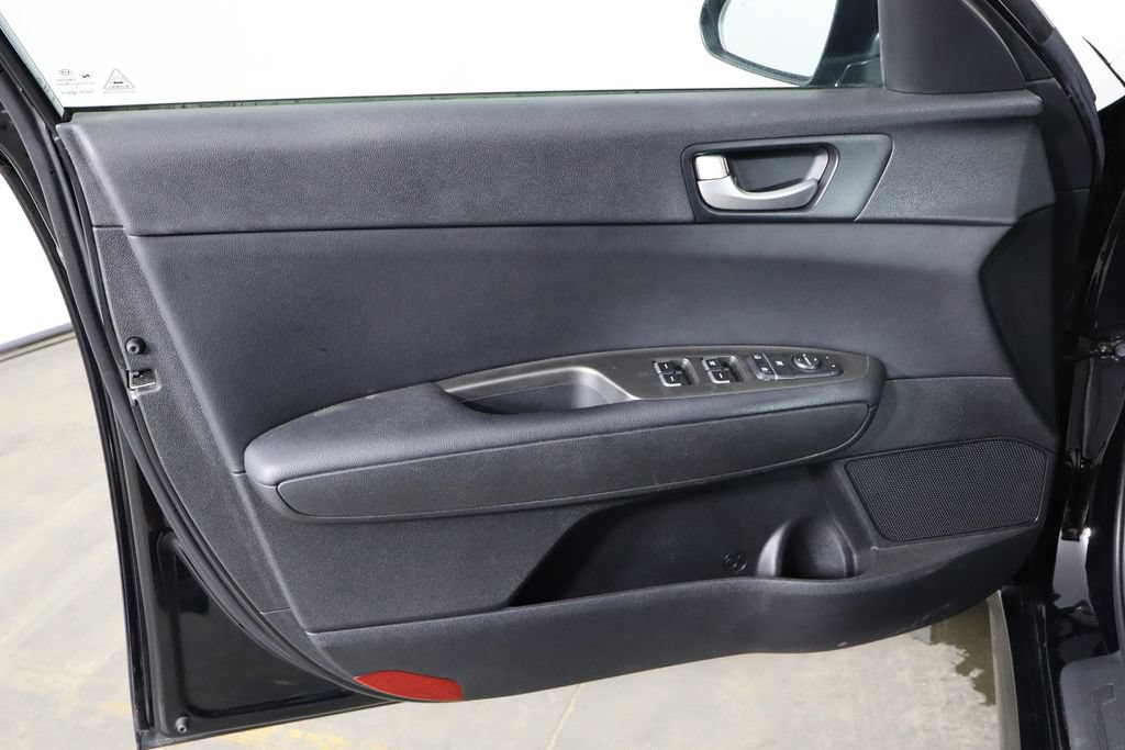 Used 2020 Kia Optima LX FWD image 19