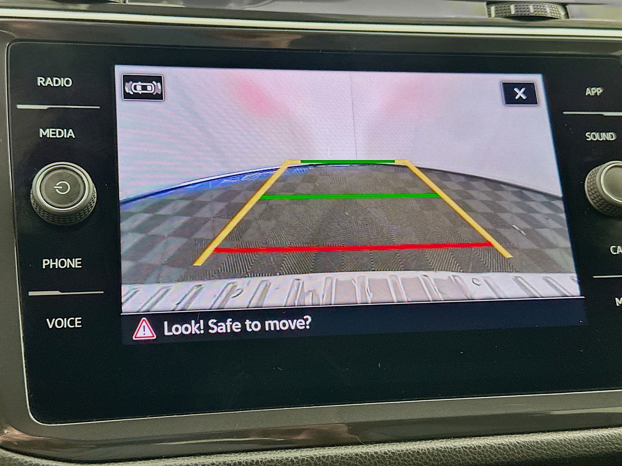 Used 2024 Volkswagen Tiguan Wolfsburg Edition image 21