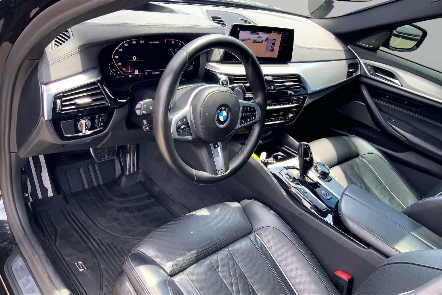 Used 2020 BMW M550i xDrive w/ Dynamic Handling Package AWD/4WD image 18