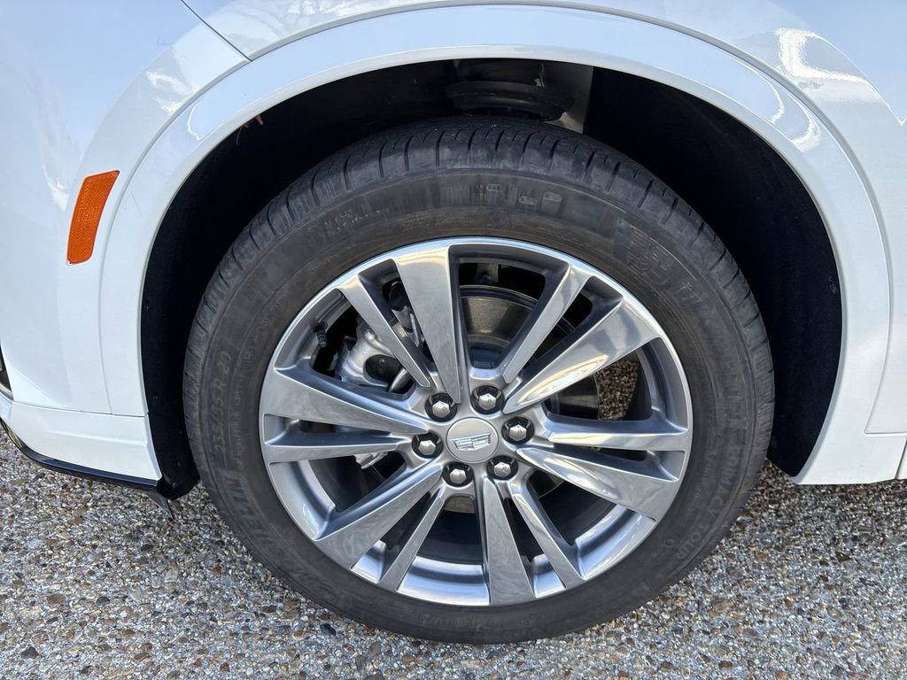 Certified 2025 Cadillac XT6 Premium Luxury AWD/4WD image 34