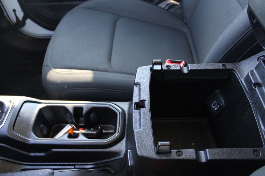 Used 2020 Jeep Wrangler Unlimited Sport image 39