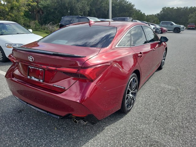 Used 2019 Toyota Avalon Touring image 4