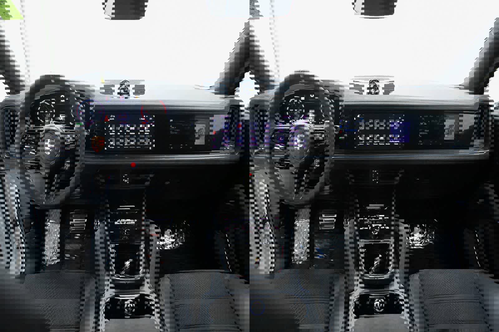 Certified 2025 Porsche Cayenne Turbo GT image 13