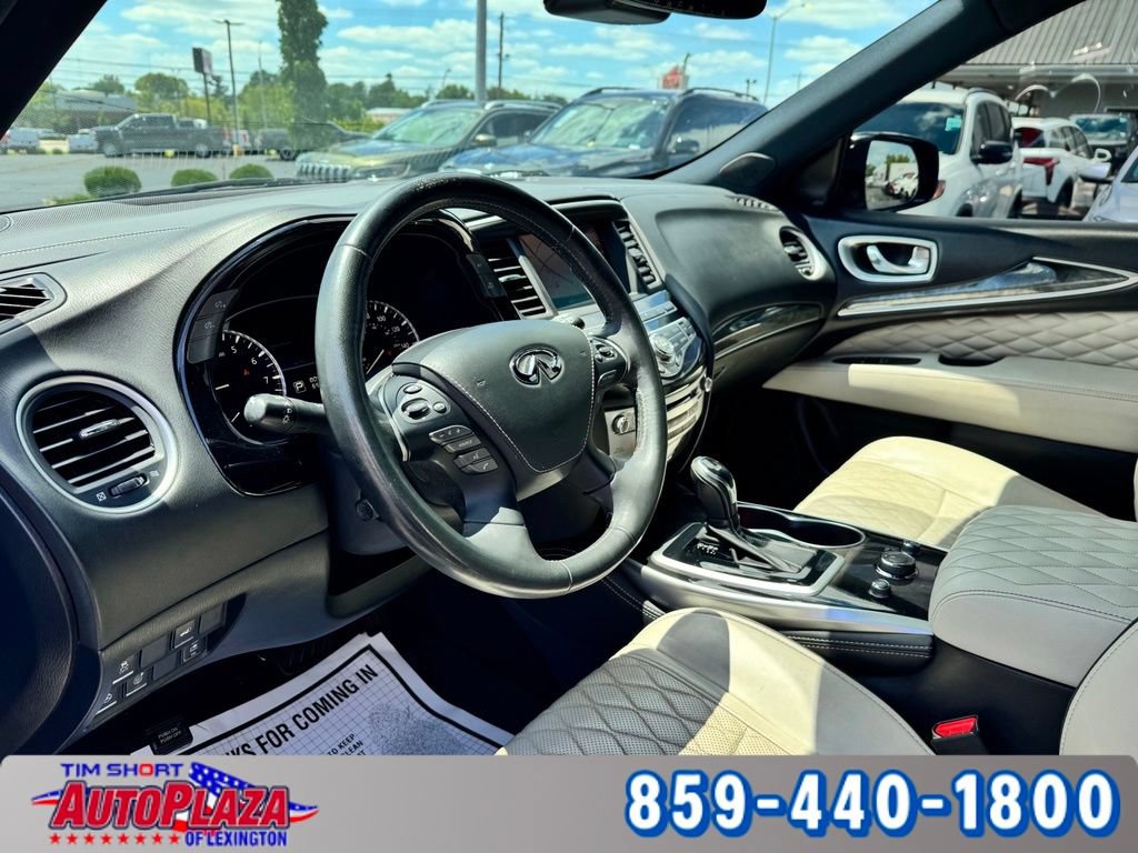 Used 2019 INFINITI QX60 Luxe w/ Limited Package FWD image 3