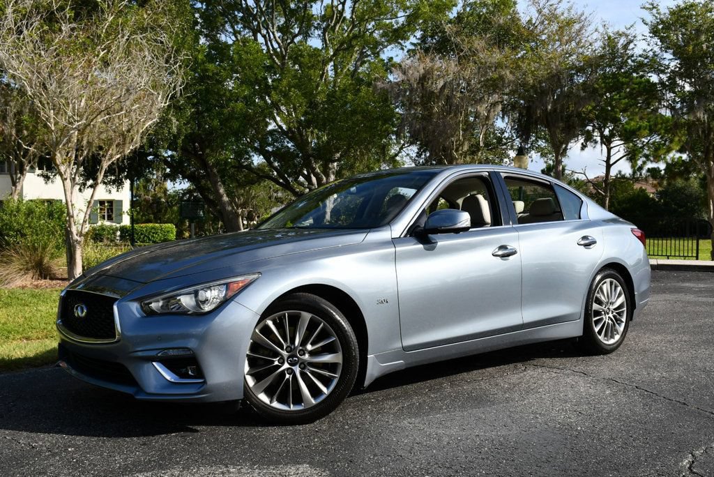 Used 2018 INFINITI Q50 Luxe w/ Sensory Package (Luxe) RWD image 22