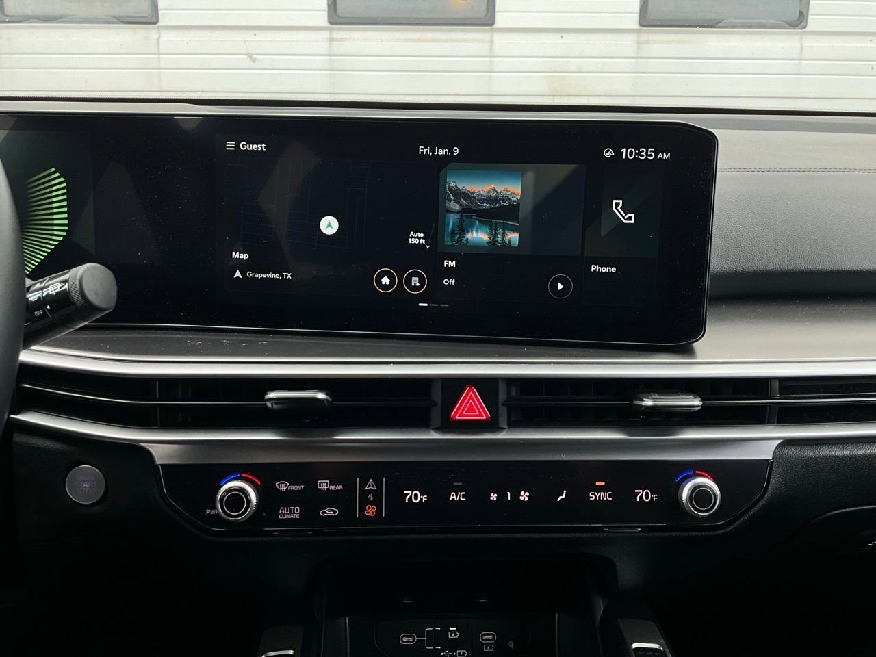 Used 2024 Kia Sorento S image 27