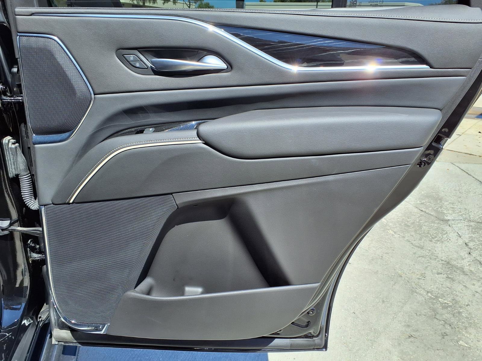 Certified 2024 Cadillac Escalade Sport image 11