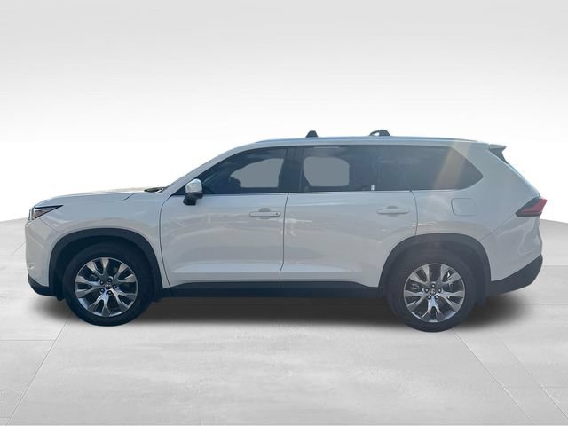 Used 2024 Toyota Grand Highlander AWD Hybrid image 2