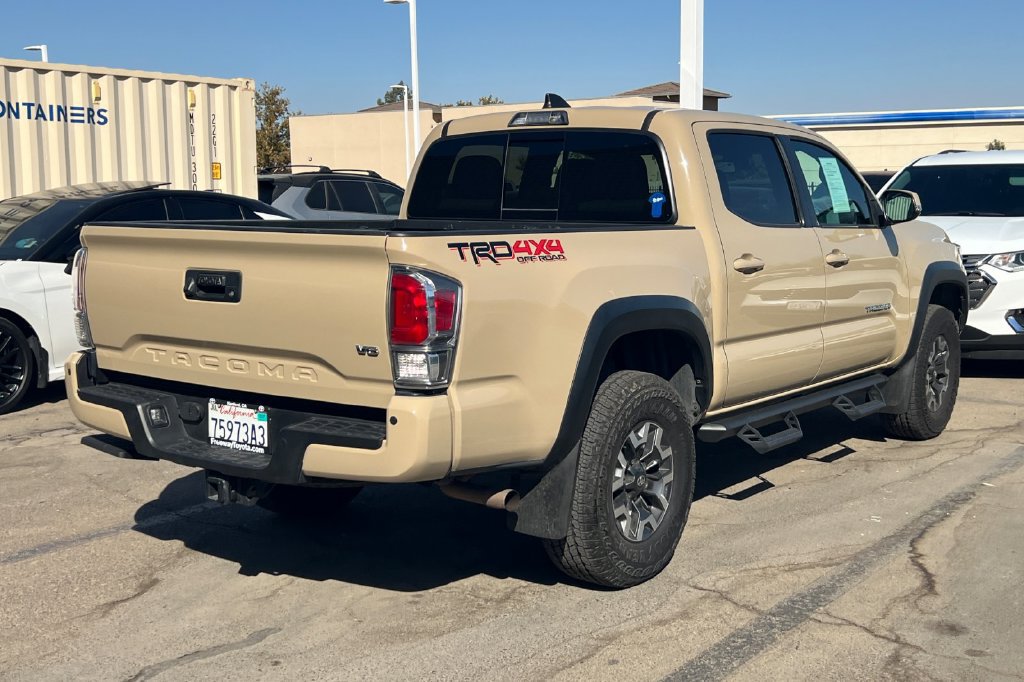 Certified 2020 Toyota Tacoma TRD Off-Road w/ Technology Package AWD/4WD image 6