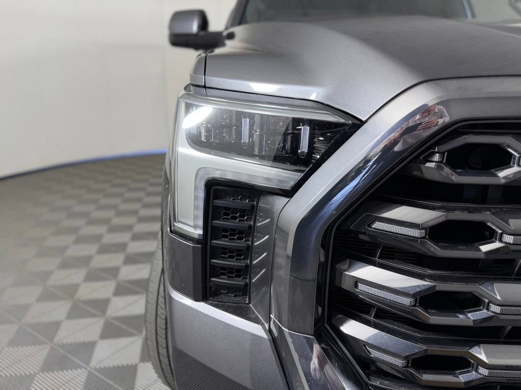 Used 2023 Toyota Tundra Platinum AWD/4WD image 3