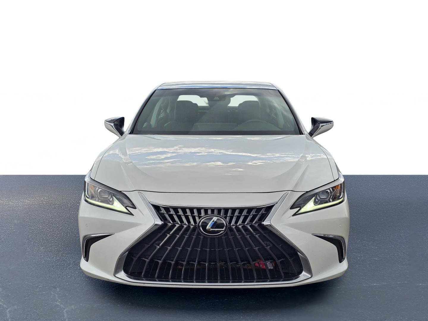 Used 2023 Lexus ES 350 w/ Premium Package image 2
