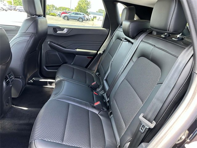 New 2025 Ford Escape SE image 11